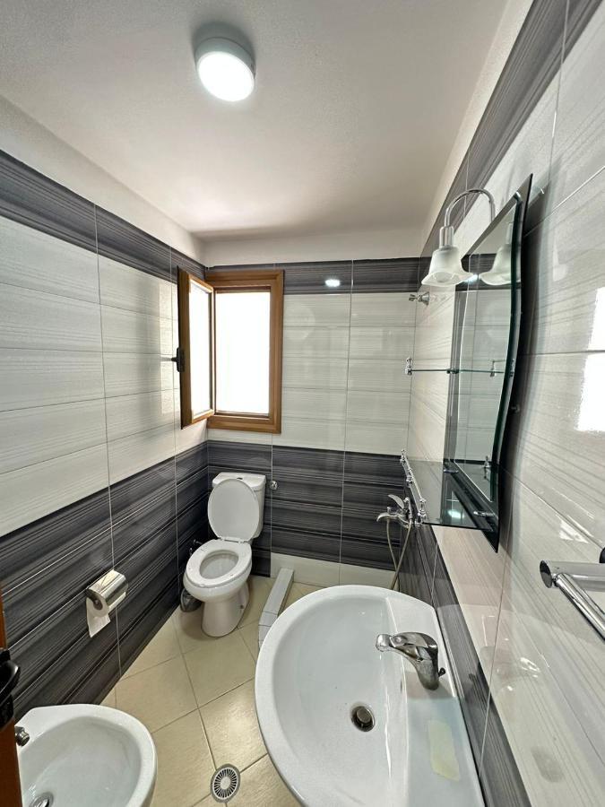 Vlora Villa With Private Parking Exterior foto