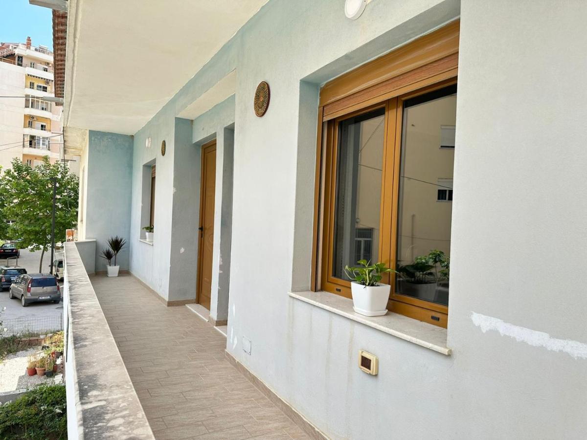 Vlora Villa With Private Parking Exterior foto